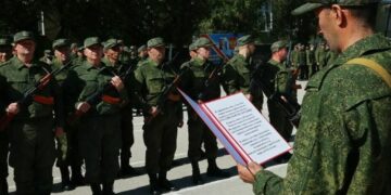 Россиянам назвали категории граждан, подпадающих под военные сборы по указу Путина