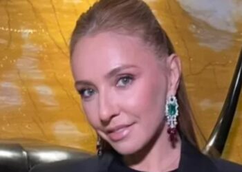 На 10 лет моложе: новая внешность Татьяны Навки стала темой для споров в соцсетях