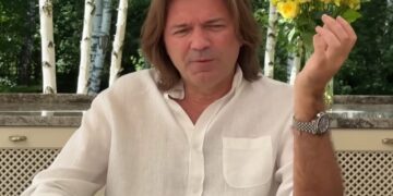 «Каждый год отплачиваю»: Маликов рассказал о необычной традиции, связанной с отцом