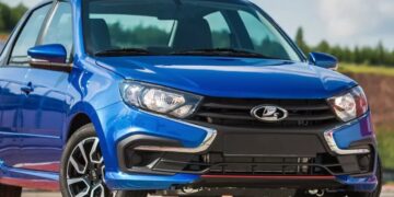 АвтоВАЗ скрытно повысил цены перед Новым годом из-за обвала рынка