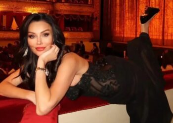 «Деградация» или нормы нового времени: фото журналистки «России 24» в Большом театре вызвало скандал