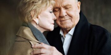 «Теперь они вместе»: Юлия Меньшова отреагировали на смерть Веры Алентовой