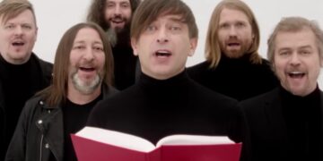 «Би-2» пытаются собрать зрителей на концерт с помощью скидок на билеты в магазинах