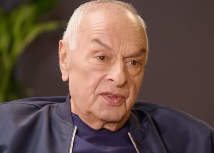 Последний аккорд Левона Оганезова: не стало пианиста, игравшего для Кобзона