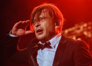 Последняя недвижимость в России: Лева* Би-2 избавился от московской квартиры через дарственную