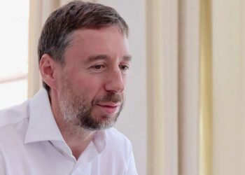 Владислав Бакальчук не стал судится с Татьяной Ким из-за опеки над детьми