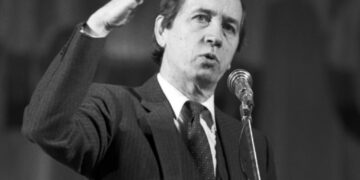 Из жизни ушел автор юмористических монологов Леонид Французов