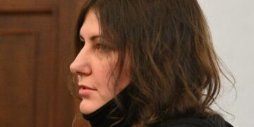 Лурье уже планирует обновить устаревший интерьер в квартире Долиной и готовится звать гостей