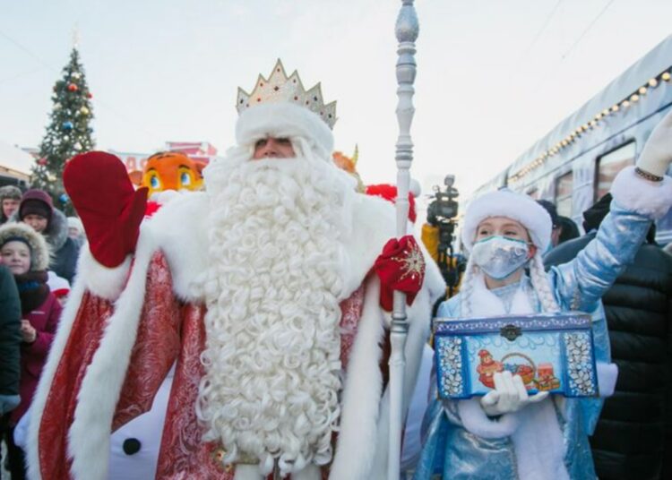 «Зачем вы это делаете?» Что больше всего шокирует иностранцев в русском Новом годе