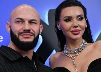 Оксана Самойлова рассказала о попытках суицида у старшей дочери