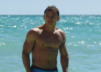 Пластический хирург назвал самую популярную у мужчин операцию