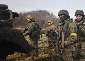 Стало известно, что хочет Киев взамен на отказ от Донбасса