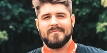 «Нет головы и рук»: страшная находка в Босфоре ставит в тупик следствие по делу погибшего пловца Свечникова