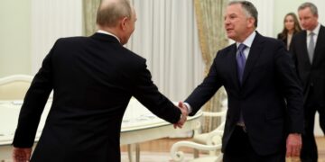 «Совет мира», Абу-Даби и замороженные активы: раскрыты подробности встречи Путина с представителями Трампа