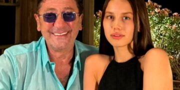 Бывшую 18-летнюю возлюбленную Лепса заметили в компании неизвестного мужчины