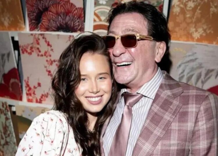 «Преданная фанатка и артист»: в окружении Лепса и Кибы высказались о расставании пары