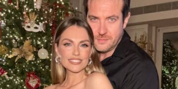 Традиции и блюда: чем удивили новогодние застолья российских знаменитостей