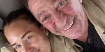 Лепс опроверг слухи о разрыве с 18-летней Кибой, опубликовав с ней совместное фото