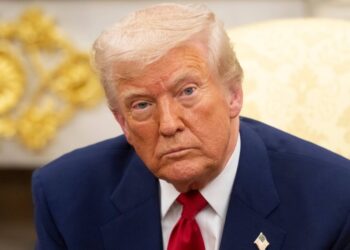 Трамп: Венесуэла передаст США до 50 миллионов баррелей нефти