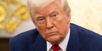 Трамп: Венесуэла передаст США до 50 миллионов баррелей нефти