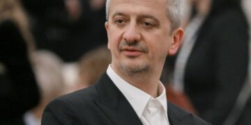 Режиссер Богомолов ответил на критику после назначения ректором Школы-студии МХАТ