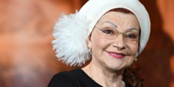 Елена Степаненко по примеру Петросяна закрутила роман с молодым помощником