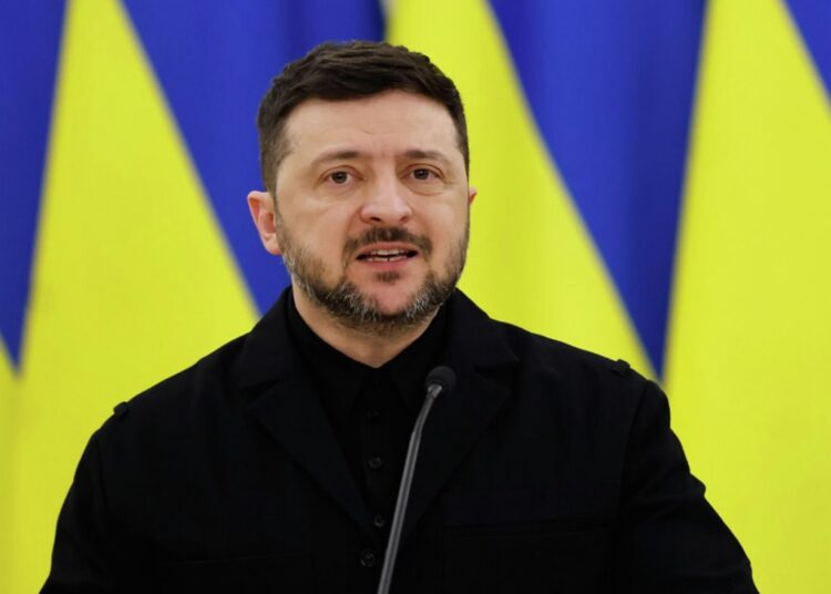 Зеленский проигнорировал второе приглашение в Москву