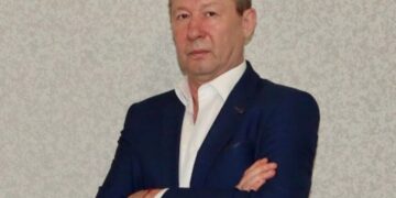 «Две мины»: известный по «Глухарю» актер Олег Протасов рассказал о ранении на СВО