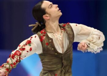 Без медали, но в Vogue: образ российского фигуриста Гуменника покорил итальянскую публику и критиков