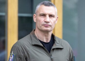 Мэр Киева Кличко предупредил о гуманитарной катастрофе в столице