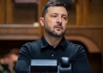 Зеленский заявил о попытках России отстранить его от власти через выборы