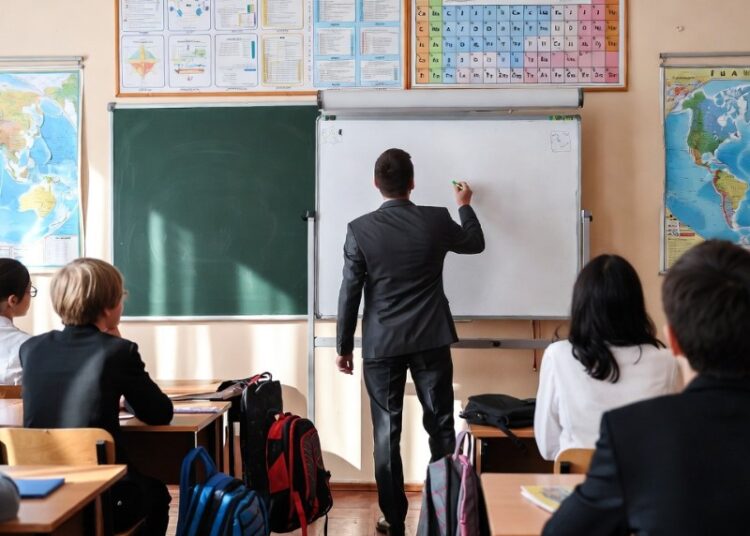 «Не учебная тревога»: раненый школьником учитель раскрыл детали происшествия в уфимской гимназии