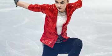 Шестое место Аделии Петросян и исторический провал: как Россия впервые потеряла пьедестал на Олимпиаде