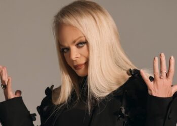 Апелляция не помогла: мошенникам, обокравшим Ларису Долину, ужесточили приговор