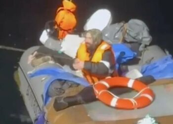 «Миша должен сидеть»: мать мальчика, погибшего на дрейфующей лодке в Охотском море, обвинила во всем его дядю