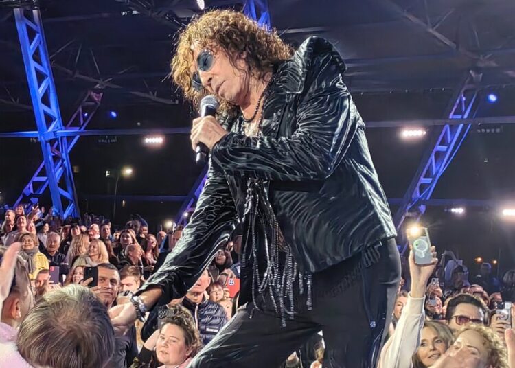 Продал шикарную машину и не вернулся: как пенсионер Леонтьев живет за границей