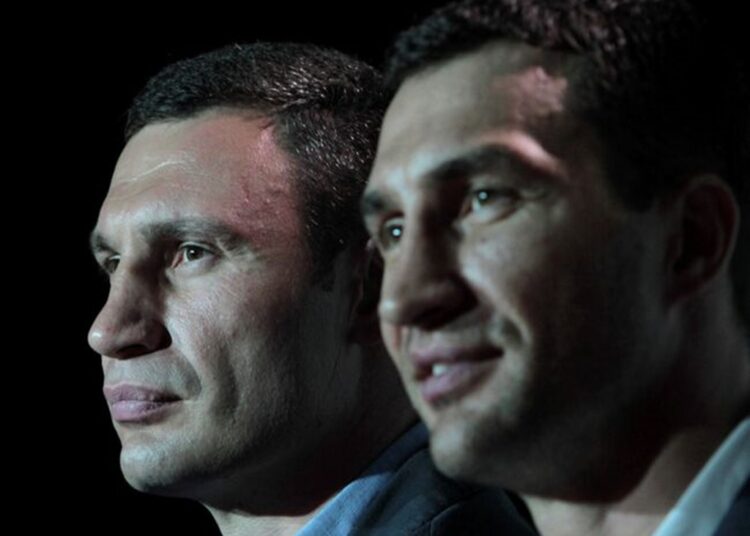 На воровство в окружении Зеленского уже жалуется даже брат мэра Киева