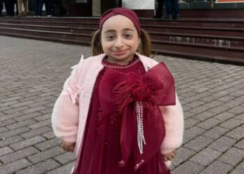 Где и как живет самая маленькая россиянка?