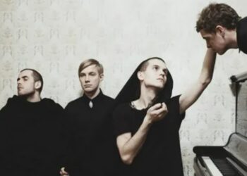 Умер солист группы Shortparis Николай Комягин