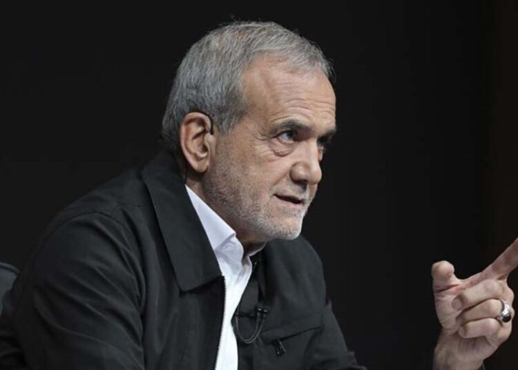 «Позор для США и Израиля»: президент Ирана высказался о гибели верховного лидера Хаменеи