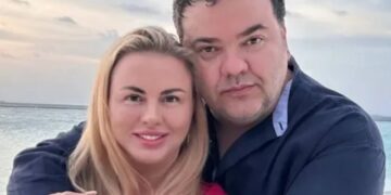 Вопреки стереотипам: Анна Семенович объяснила, почему ей не страшен «кризис трех лет» с любимым