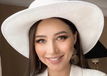 Опубликовано видео с больной раком Лерчек и сыном после выписки из роддома