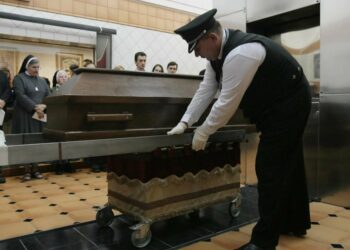 Ради экономии россияне все чаще прибегают к услуге фальш-кремации