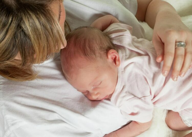 Каких льгот и выплат стоит ждать молодым семьям из России в 2026 году?