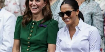 Названа точка окончательного разрушения отношений Кейт Миддлтон и Меган Маркл