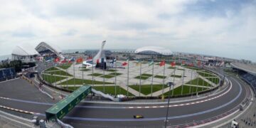 Жители и гости курортного юга России больше суток живут под вой сирен