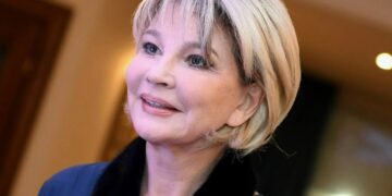 Актриса Татьяна Веденеева в 72 года решилась на пластику, которая оказалась неудачной