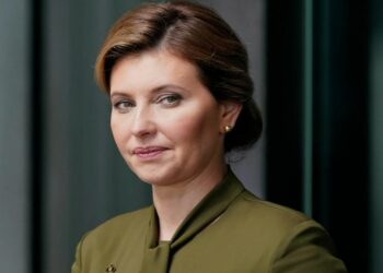 Зеленская решила поговорить то ли с Меланией Трамп, то ли с пустым местом