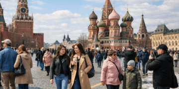 «Блокировка Telegram, доступ ФСБ к базам и запрет на кредиты»: какие нововведения вступают в силу с 1 апреля