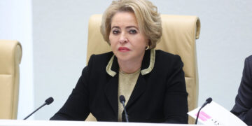 Матвиенко пообещала женщинам отстаивать права на аборты